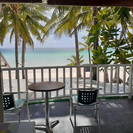 Bluewaves Beach House Balabag  Экстерьер фото
